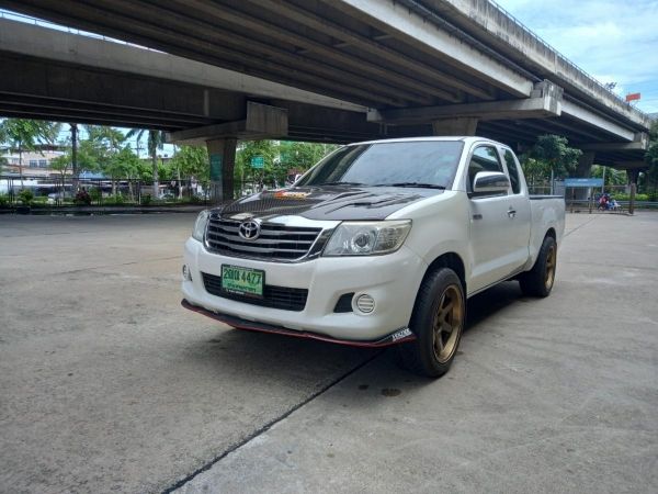 Toyota Hilux vigo 2.7 G